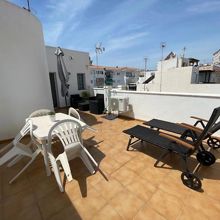 Апартаменты Apartamento Centro De Нерха Экстерьер фото