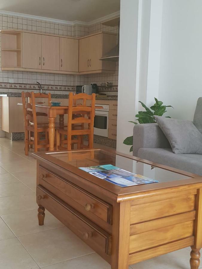 Апартаменты Apartamento Centro De Нерха Экстерьер фото