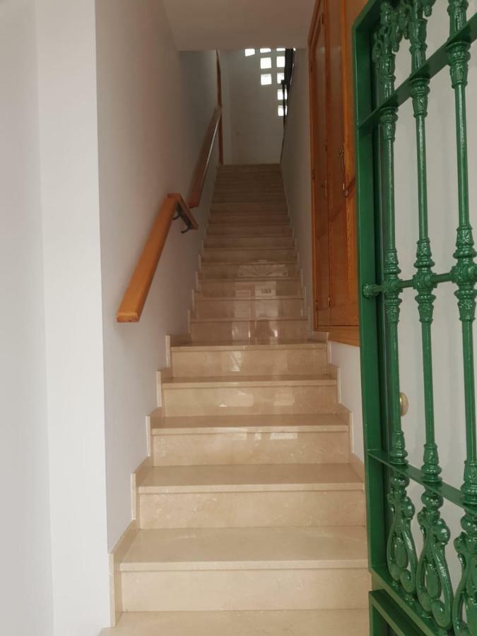 Апартаменты Apartamento Centro De Нерха Экстерьер фото