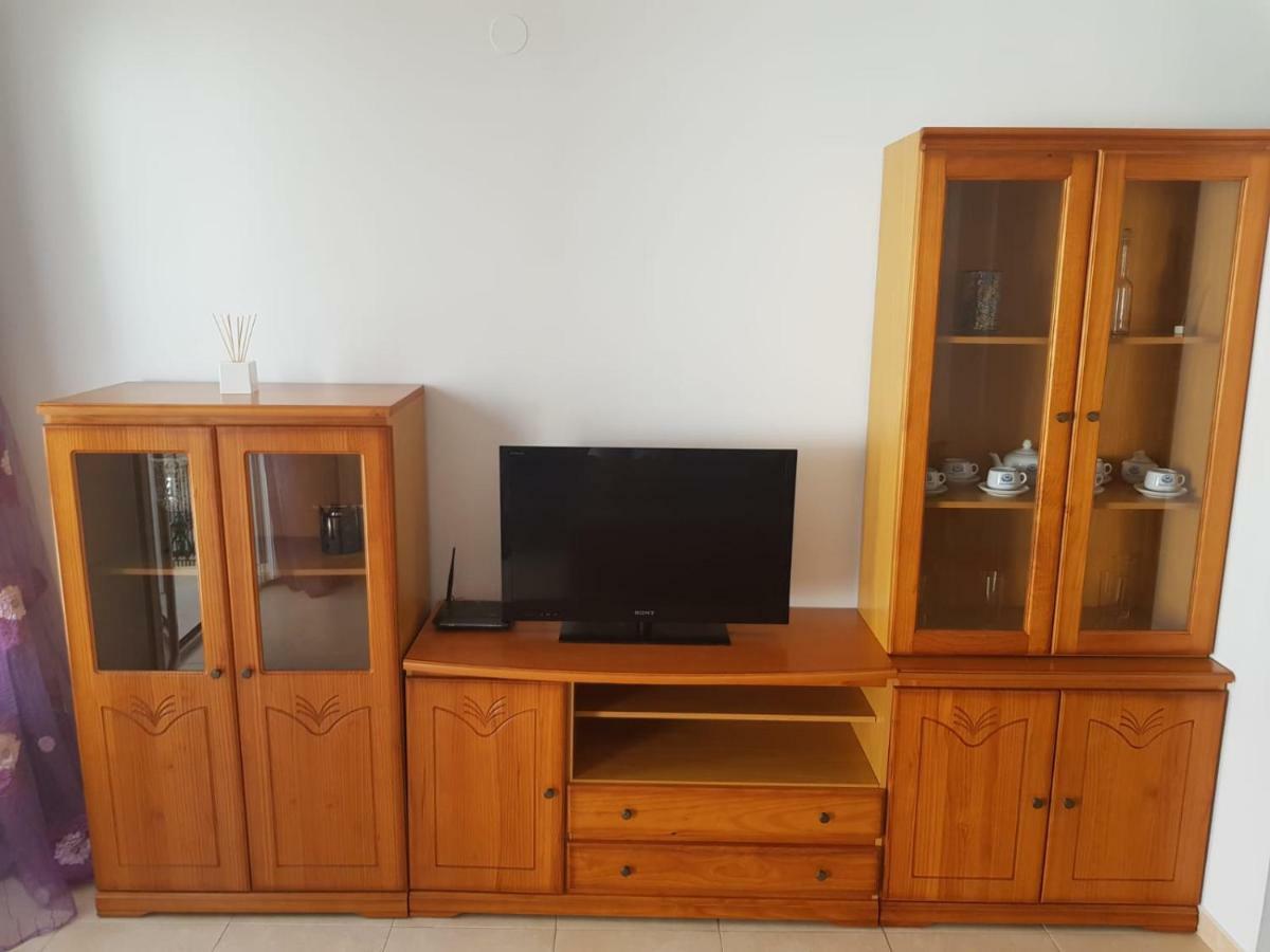 Апартаменты Apartamento Centro De Нерха Экстерьер фото
