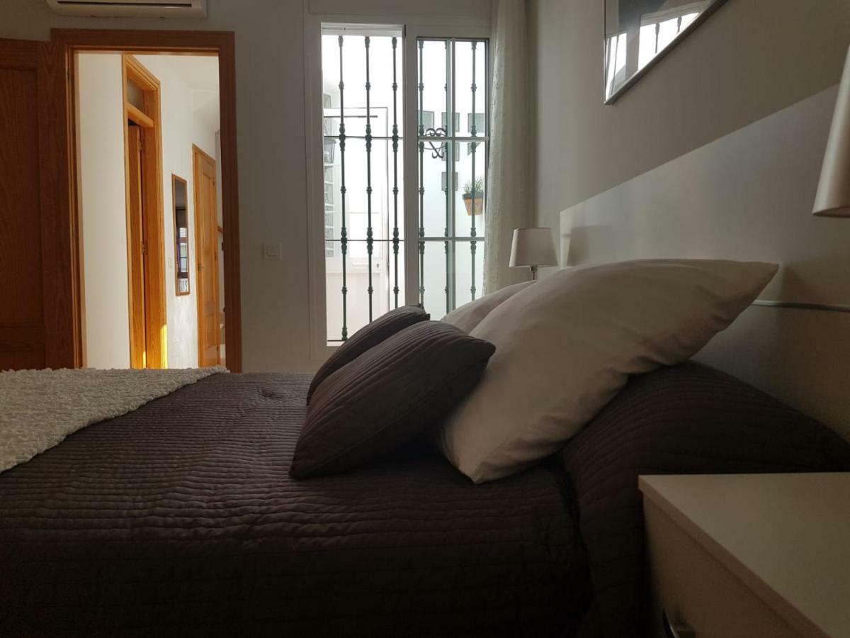 Апартаменты Apartamento Centro De Нерха Экстерьер фото